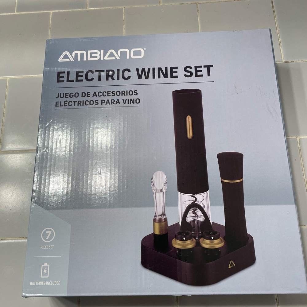 Ambiano Black Electric Wine Set new in box